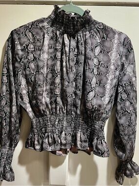Shinestar Black & Gray Snake Print Smocked Waist Blouse